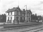 JÄRNVÄGSSTATION