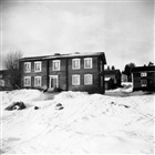 BOSTADSHUS BONDGÅRD VINTERBILD