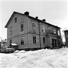 BOSTADSHUS VINTERBILD