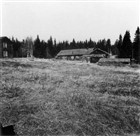 LADUGÅRD BOSTADSHUS UTHUS BONDGÅRD JORDBRUKSBEBYGGELSE