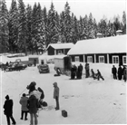 FRILUFTSMUSEUM VINTERBILD FILMINSPELNING SKÅDESPELARE FRILUFTSMUSEUM HÄST