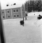 FRILUFTSMUSEUM VINTERBILD FILMINSPELNING SKÅDESPELARE