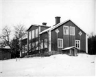 VINTERBILD BONDGÅRD BOSTADSHUS