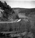 ÄLV VÄG SKOG