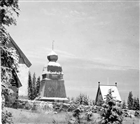 VINTERBILD FRILUFTSMUSEUM KYRKA KLOCKSTAPEL STIGPORT