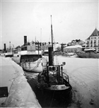 VINTERBILD ÅNGFARTYG HAMN STADSVY