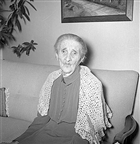 KVINNA