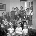 JUBILEUMSFIRANDE FAMILJ BLOMMA