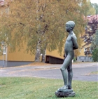 BOSTADSHUS SKULPTUR