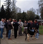 MÄNNISKOR HUND