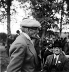 HEMBYGDSGÅRD FEST MAN