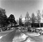 GRAVMONUMENT KYRKOGÅRD KYRKA VINTERBILD