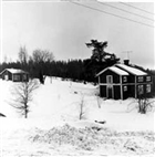 BOSTADSHUS BONDGÅRD VINTERBILD