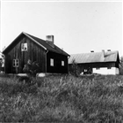 BONDGÅRD BOSTADSHUS UTHUS LADUGÅRD
