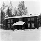 VINTERBILD BONDGÅRD BOSTADSHUS