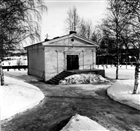 GRAVMONUMENT KYRKA VINTERBILD