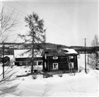 BONDGÅRD VINTERBILD BOSTADSHUS LADUGÅRD