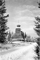 VINTERBILD KYRKA FRILUFTSMUSEUM KLOCKSTAPEL STIGPORT