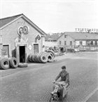 STADSBEBYGGELSE MAN MOPED