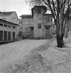 BOSTADSHUS VINTERBILD UTHUS