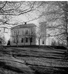 HÖGSKOLA