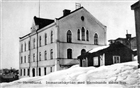 BOSTADSHUS FRIKYRKA VINTERBILD