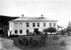 HERRGÅRD BOSTADSHUS
