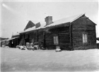 VINTERBILD BONDGÅRD BOSTADSHUS LOFTBOD