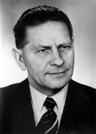 MANSPORTRÄTT