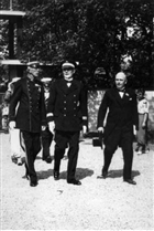 KUNG LANDSHÖVDING MAN